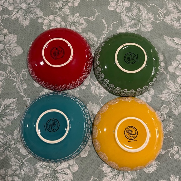 The Pioneer Woman Pasta Bowl Set in Teal, Yellow, Green and Red - Picture 3 of 5